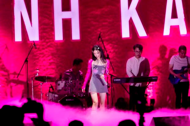 Linh Ka chính thức debut với vai trò ca sĩ