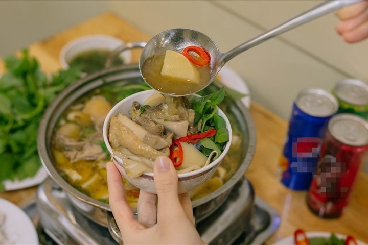 Bún Gà Lá É Nhà Tôi ở TP HCM  Foodyvn