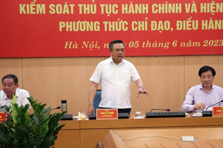 Hà Nội đã bãi bỏ 1.584 thủ tục hành chính