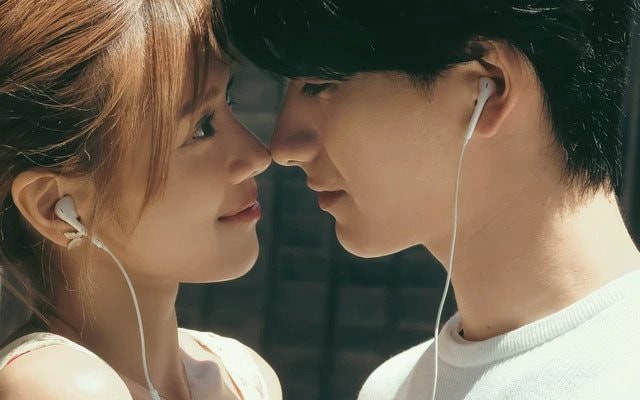 Hoàng Yến Chibi mời diễn viên Nhật Bản đóng MV