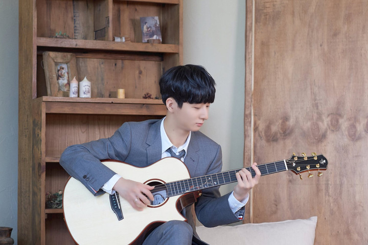 Nghệ sĩ guitar Hàn Quốc biểu diễn “See tình” trong tour diễn tại Việt Nam