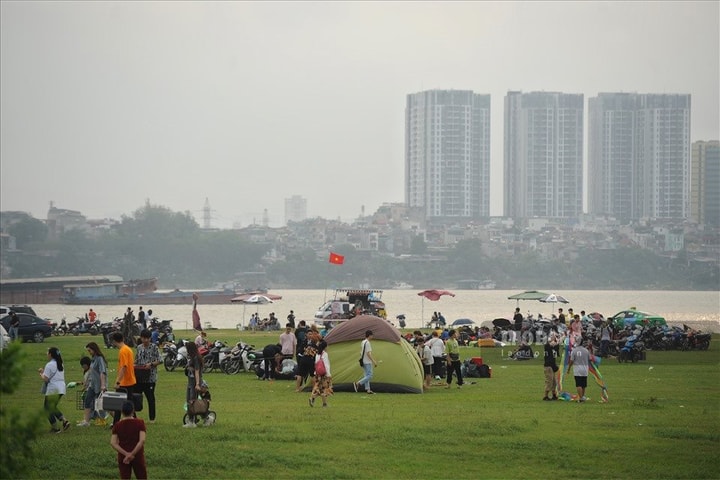 Lập đề án "Phát triển bãi nổi giữa và ven sông Hồng thành Công viên văn hoá đa chức năng"