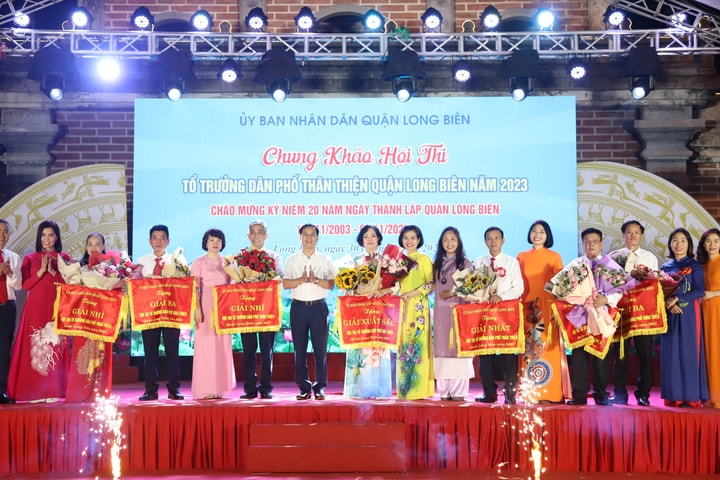 Chung khảo Hội thi “Tổ trưởng dân phố thân thiện” quận Long Biên năm 2023