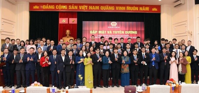 Bộ Giáo dục và Đào tạo tuyên dương học sinh đoạt giải Olympic và Khoa học kỹ thuật quốc tế 2023