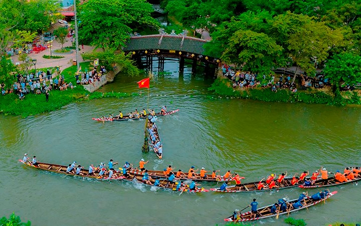 Bảo tồn và phát huy giá trị văn hoá dân gian, văn hoá làng cùng các lễ hội truyền thống