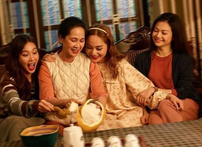 Ba "nàng dâu" của phim "Gia đình mình vui bất thình lình" lọt top 3 đề cử ấn tượng VTV