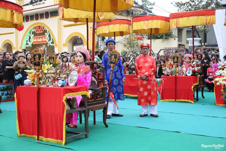 Hội cờ người có một không hai của xứ Đoài ngày xuân