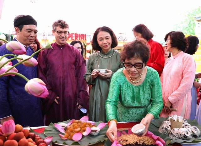 Tái hiện nhiều nghi lễ đặc sắc trong "Tết Đoan Ngọ Thăng Long xưa"