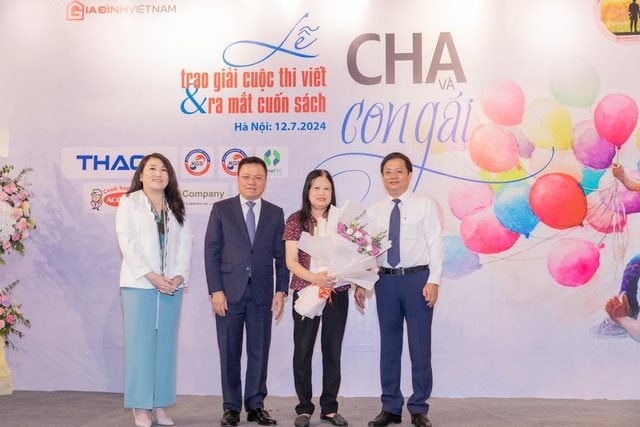 Cuộc thi viết "Cha và con gái" lan tỏa những điều tử tế, tốt đẹp cho cộng đồng