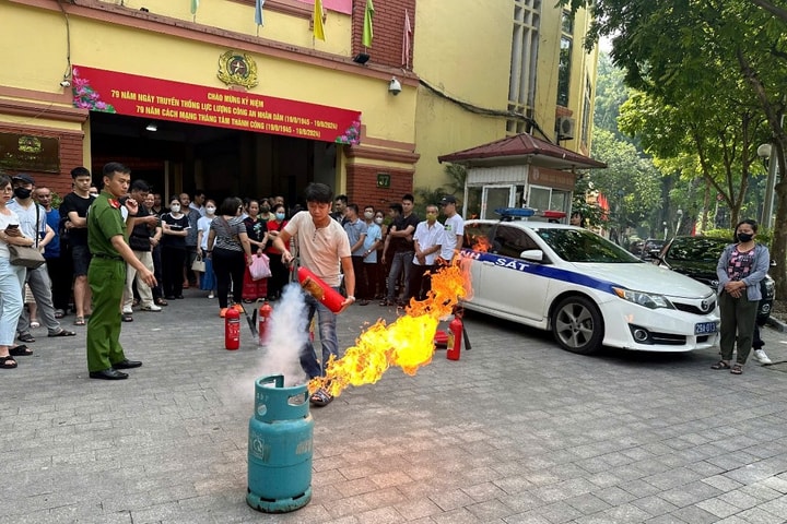 Quận Ba Đình khuyến cáo phòng cháy, chữa cháy đối với nhà ở kết hợp sản xuất kinh doanh