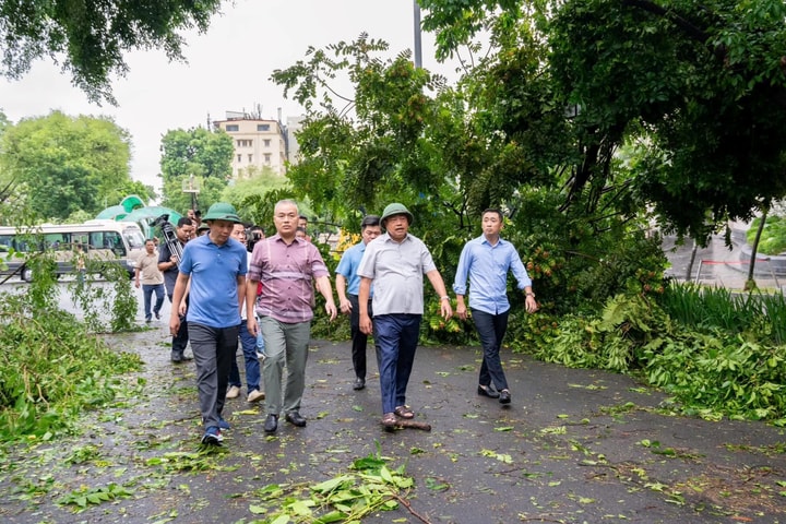 Chủ tịch UBND thành phố Hà Nội Trần Sỹ Thanh: Trong ngày hôm nay (8/9) phải khôi phục hệ thống giao thông