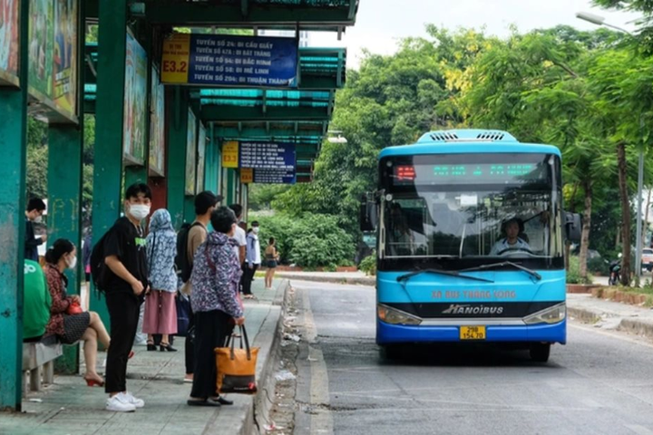 Thẻ xe buýt không thời hạn dành cho người có công, người khuyết tật, người cao tuổi