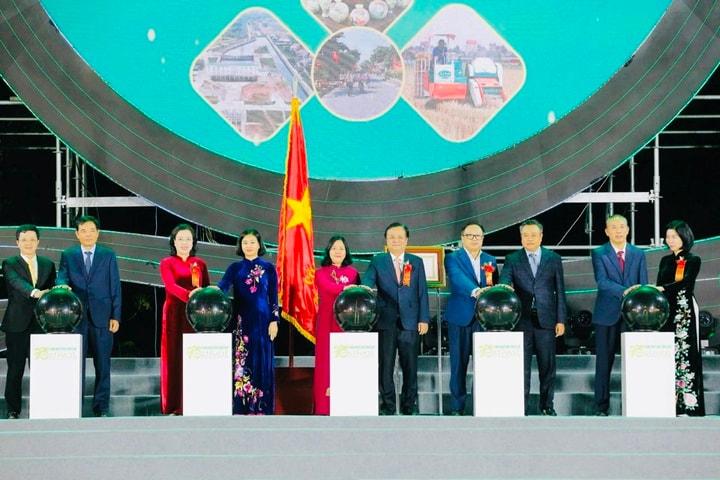 Khai mạc Festilval sản phẩm nông nghiệp và làng nghề Hà Nội lần thứ 3 năm 2024