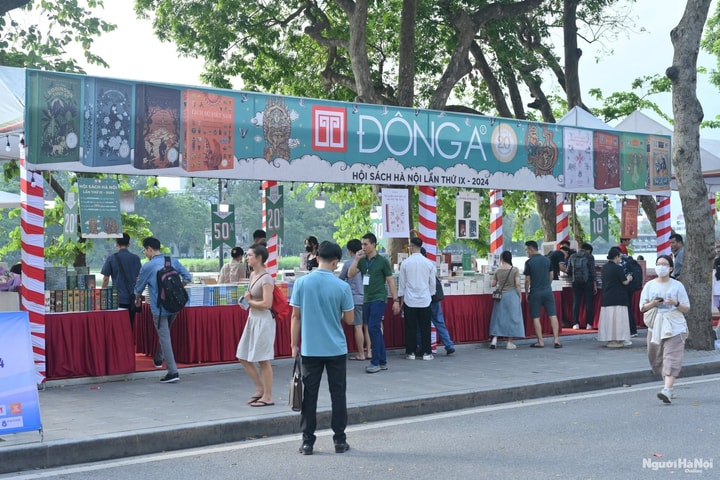 Nghỉ lễ 30/4-1/5, Hà Nội điều chỉnh thời gian hoạt động phố đi bộ hồ Gươm