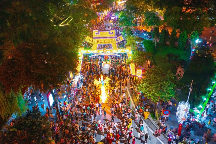 Thủ đô Hà Nội: “5 rõ” để hình thành khu phát triển thương mại và văn hóa đúng nghĩa