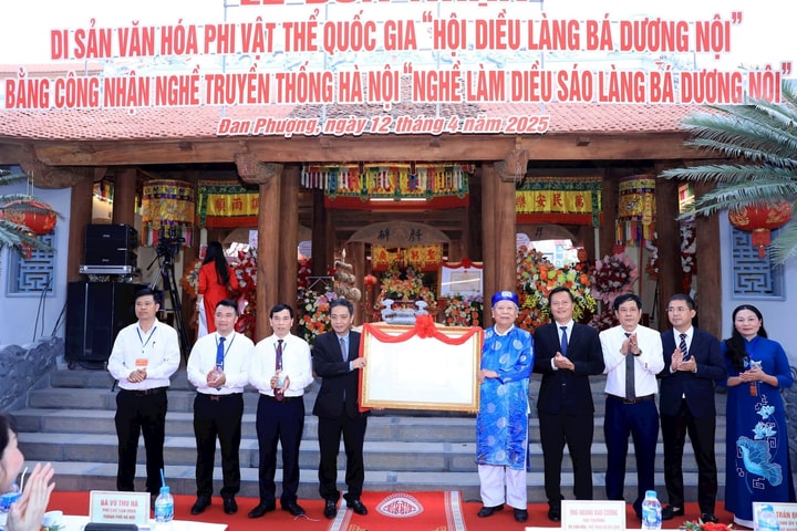 "Hội diều làng Bá Dương Nội" đón nhận Di sản văn hóa phi vật thể quốc gia