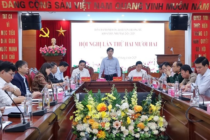 Huyện Chương Mỹ đặc biệt chú trọng việc xây dựng tổ chức cơ sở Đảng trong sạch, vững mạnh