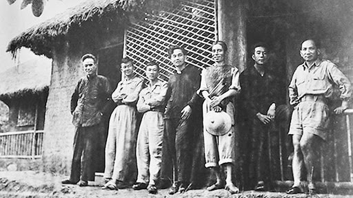 Thế hệ nhà văn 1975 trong không gian văn học đương đại