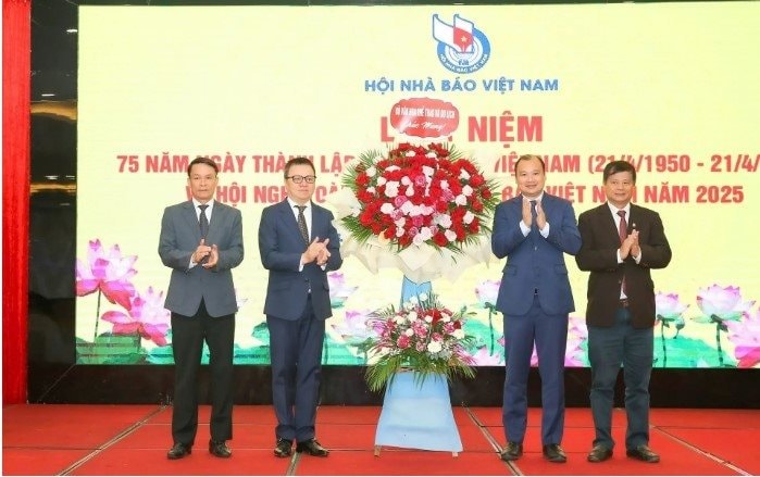 Kỷ niệm 75 năm Ngày thành lập Hội Nhà báo Việt Nam (21/4/1950-21/4/2025)