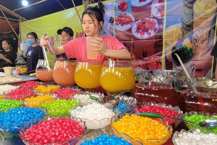 Chương trình “Huế - Kinh đô ẩm thực” có 70 gian hàng và triển lãm ẩm thực 3D bằng công nghệ AR và Hologram