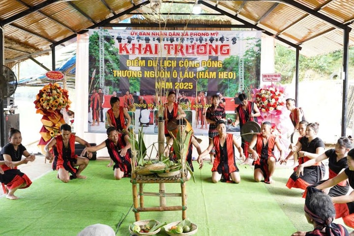Bảo tồn văn hóa và phát huy thế mạnh du lịch cộng đồng Thượng Nguồn Ô Lâu