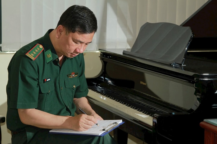 Đại tá - NSƯT Nguyễn Tuấn Anh: Viết nhạc giữa mây ngàn, nơi linh thiêng Tổ quốc