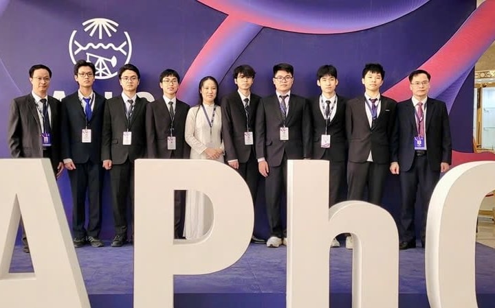 Học sinh Việt Nam giành 3 Huy chương Vàng Olympic vật lý châu Á