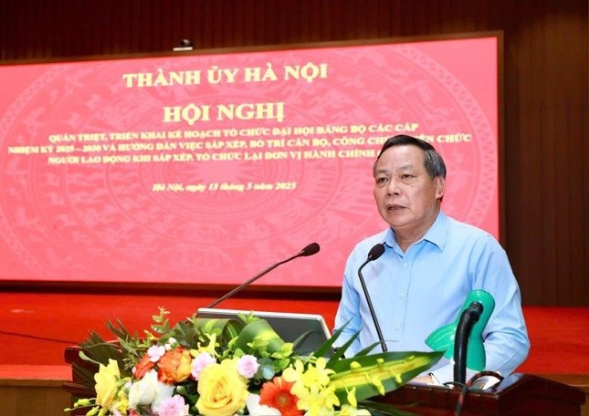 Hướng dẫn sắp xếp, bố trí cán bộ, tổ chức lại đơn vị hành chính cấp xã trên địa bàn Thủ đô