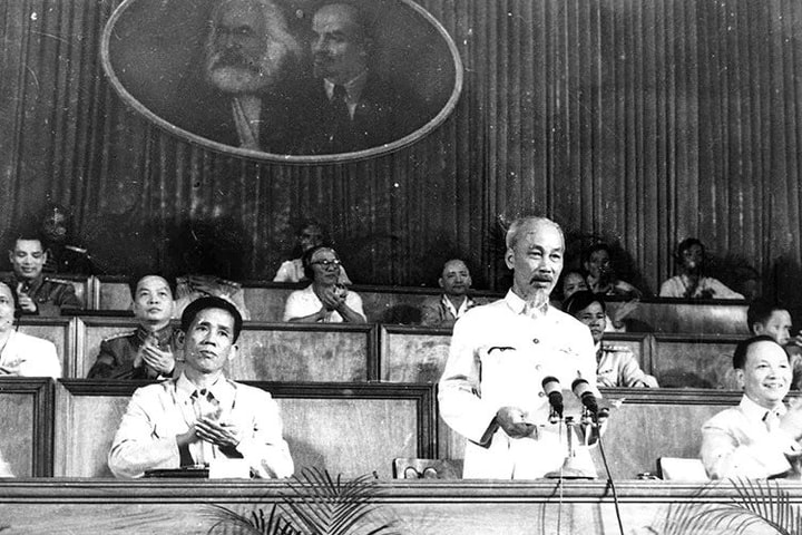 Tiếp tục phát triển những tư tưởng của Chủ tịch Hồ Chí Minh trong Kỷ nguyên mới của dân tộc Việt Nam (Bài 2)