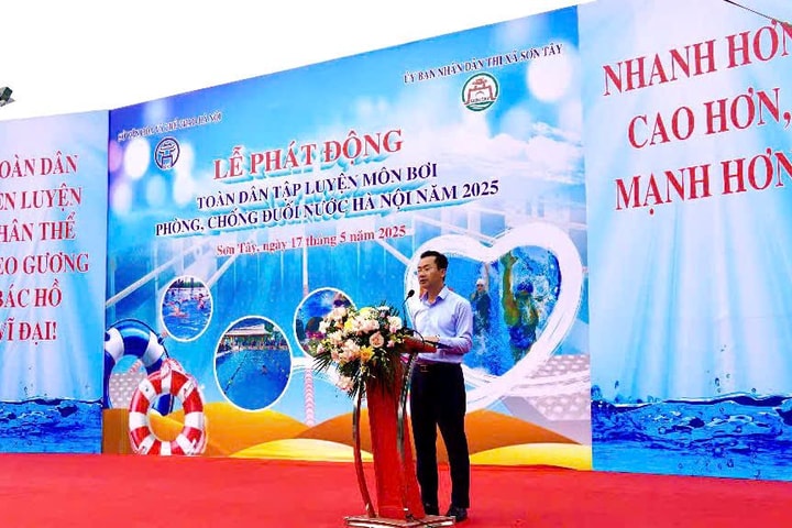 Hà Nội: Gần 2.000 người dự phát động toàn dân tập bơi, phòng, chống đuối nước