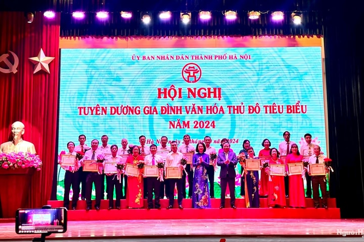 Hà Nội tuyên dương 80 gia đình văn hóa tiêu biểu