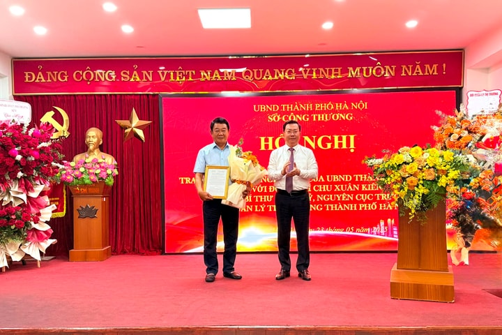 Hà Nội hướng dẫn mới về chính sách nghỉ hưu trước tuổi, nghỉ thôi việc trong sắp xếp tổ chức bộ máy, sắp xếp đơn vị hành chính (Bài 3)