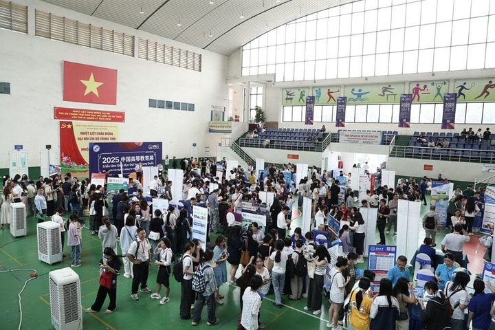 Triển lãm thúc đẩy hợp tác giáo dục Đại học Việt Nam - Trung Quốc