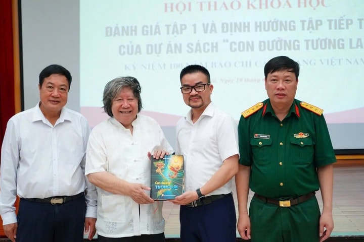 “Con đường tương lai ” – Hành trình trí tuệ nối dài khát vọng Việt