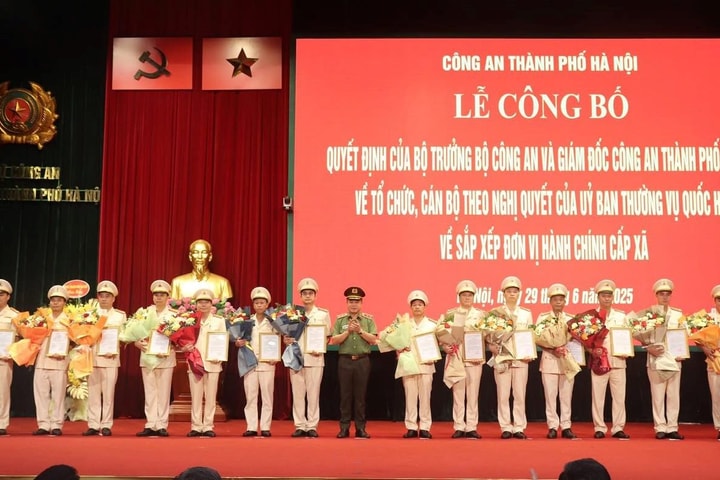 Hà Nội công bố 126 Công an cấp xã sau sắp xếp