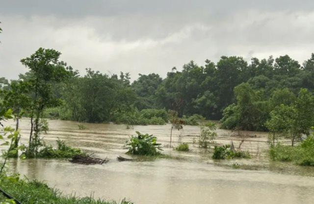 Hà Nội, Thái Nguyên, Bắc Ninh lên phương án hộ đê do mưa lớn