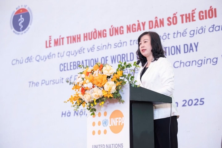 Mít tinh hưởng ứng Ngày Dân số thế giới