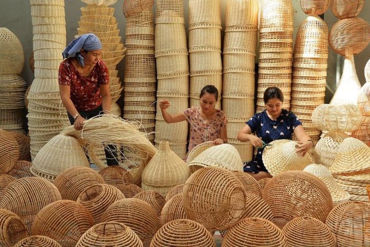 Giảm 50% mức đóng BHYT cho Nghệ nhân nhân dân, Nghệ nhân ưu tú