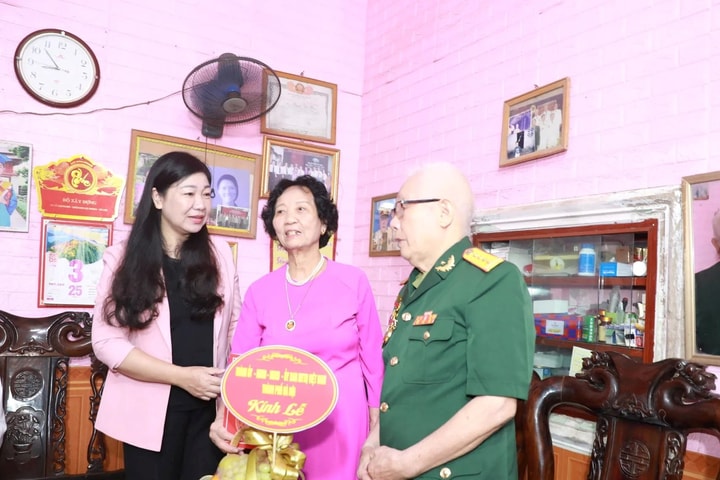 Mặt trận Tổ quốc Việt Nam TP. Hà Nội tổ chức nhiều hoạt động kỷ niệm 78 năm Ngày Thương binh - Liệt sĩ