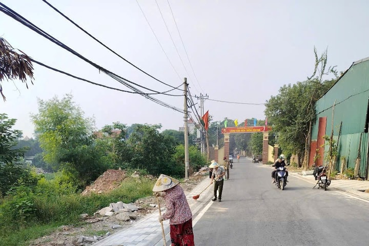 Xã Vĩnh Thanh tổ chức Lễ ra quân tổng vệ sinh môi trường & thay đổi địa chỉ biển báo