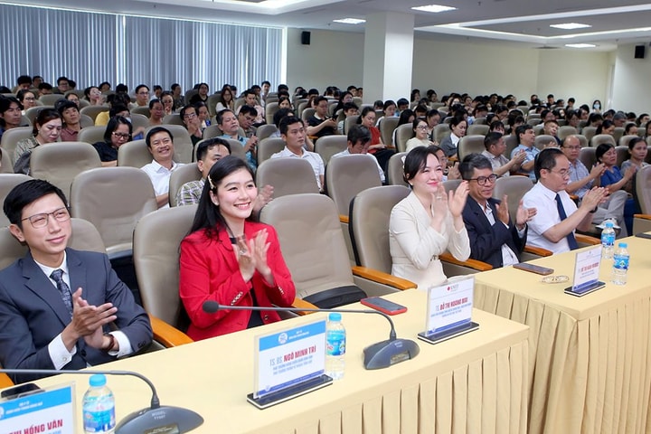 “Đào tạo kỹ năng truyền thông dành cho chuyên gia y tế tạo ảnh hưởng xã hội”