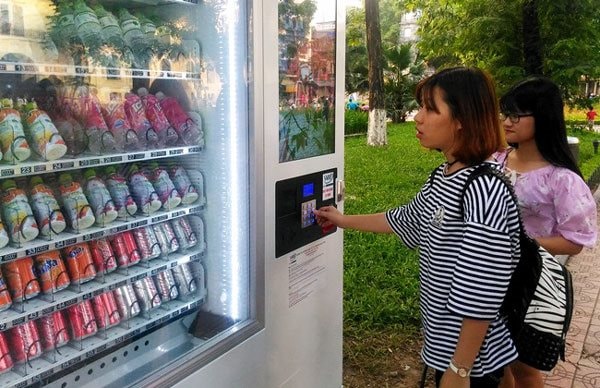 Máy bán hàng tự động - xu hướng hiện đại hoá thương mại của đô thị văn minh