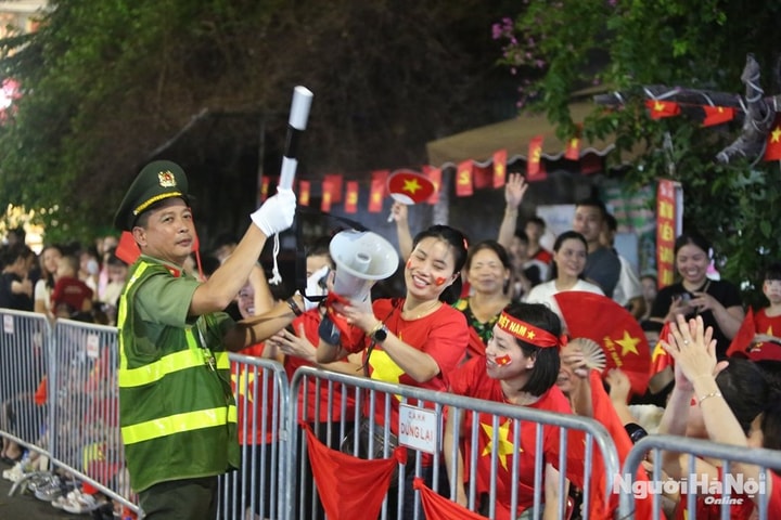 Tiến tới Lễ diễu binh, diễu hành kỷ niệm 80 năm Quốc khánh: Hà Nội đẹp hơn