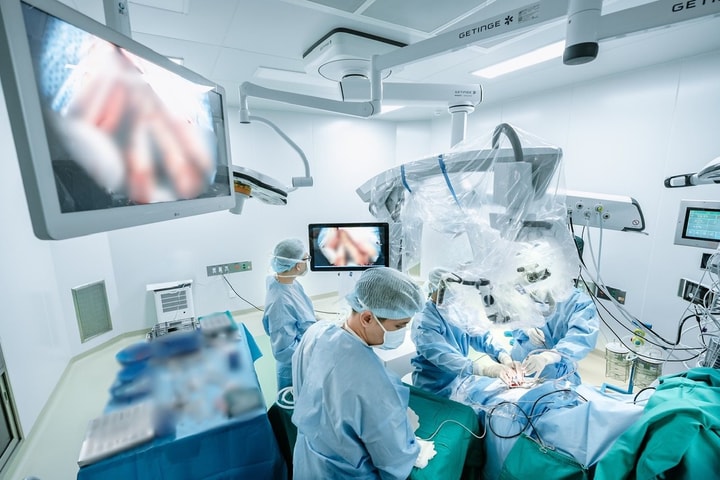Thành công ca mổ u nội tủy sống: Bước tiến mới của Khoa Ngoại Bệnh viện Mặt Trời