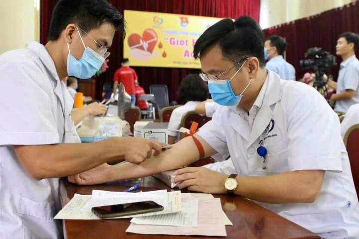 Người dân được khám sức khỏe định kỳ 1 năm/1 lần, bắt đầu từ năm 2026