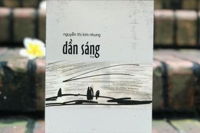“Dần sáng” - đường bay viên cuội trắng