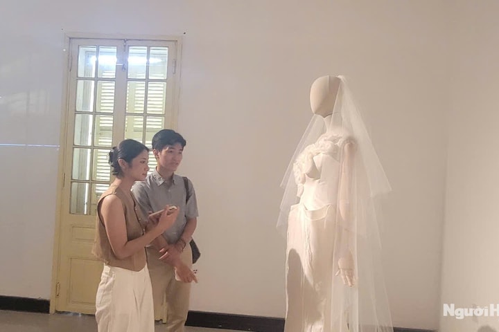 Triển lãm “HER-ITAGE – Tái cấu trúc thêu truyền thống”