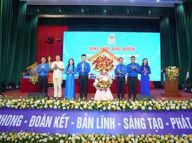 Đoàn Thanh niên xã Sóc Sơn tự hào tiến bước dưới cờ Đảng