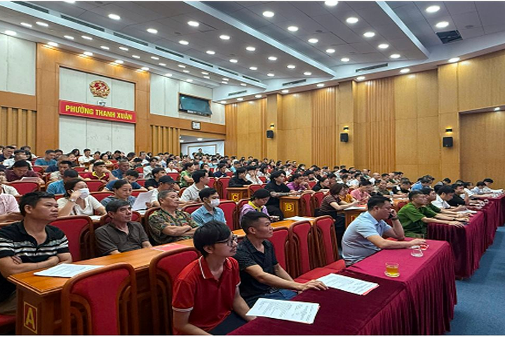 Phường Thanh Xuân: Tổ chức tuyên truyền, hướng dẫn PCCC đối với nhà ở kết hợp sản xuất, kinh doanh, nhà trọ, nhà ở nhiều căn hộ trên địa bàn.
