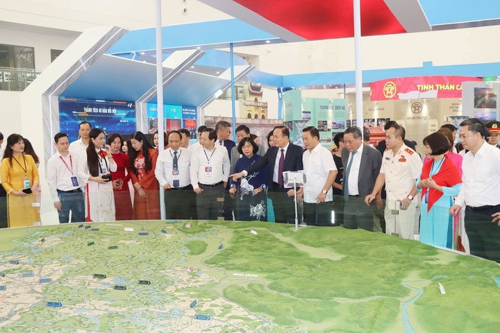 Đổi mới mạnh mẽ tư duy, hiện thực khát vọng Thủ đô “Văn hiến – Văn minh – Hiện đại”